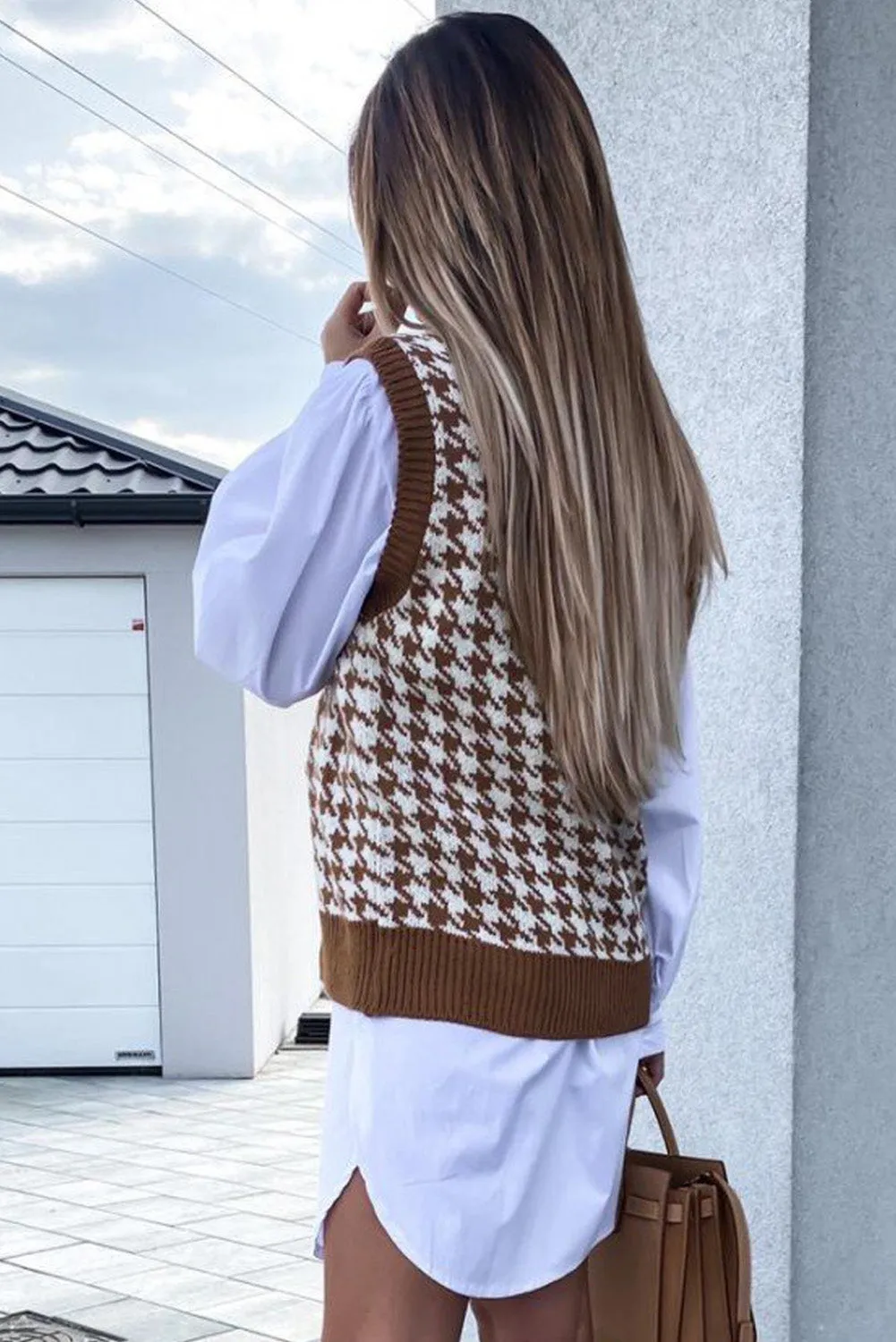 Brown Houndstooth Patern Knitted Vest Sweater
