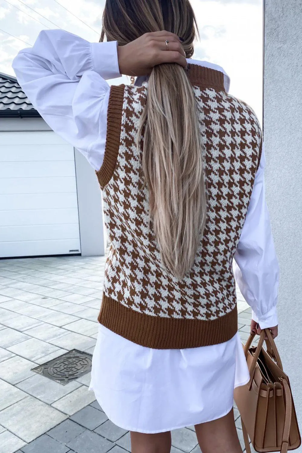 Brown Houndstooth Patern Knitted Vest Sweater