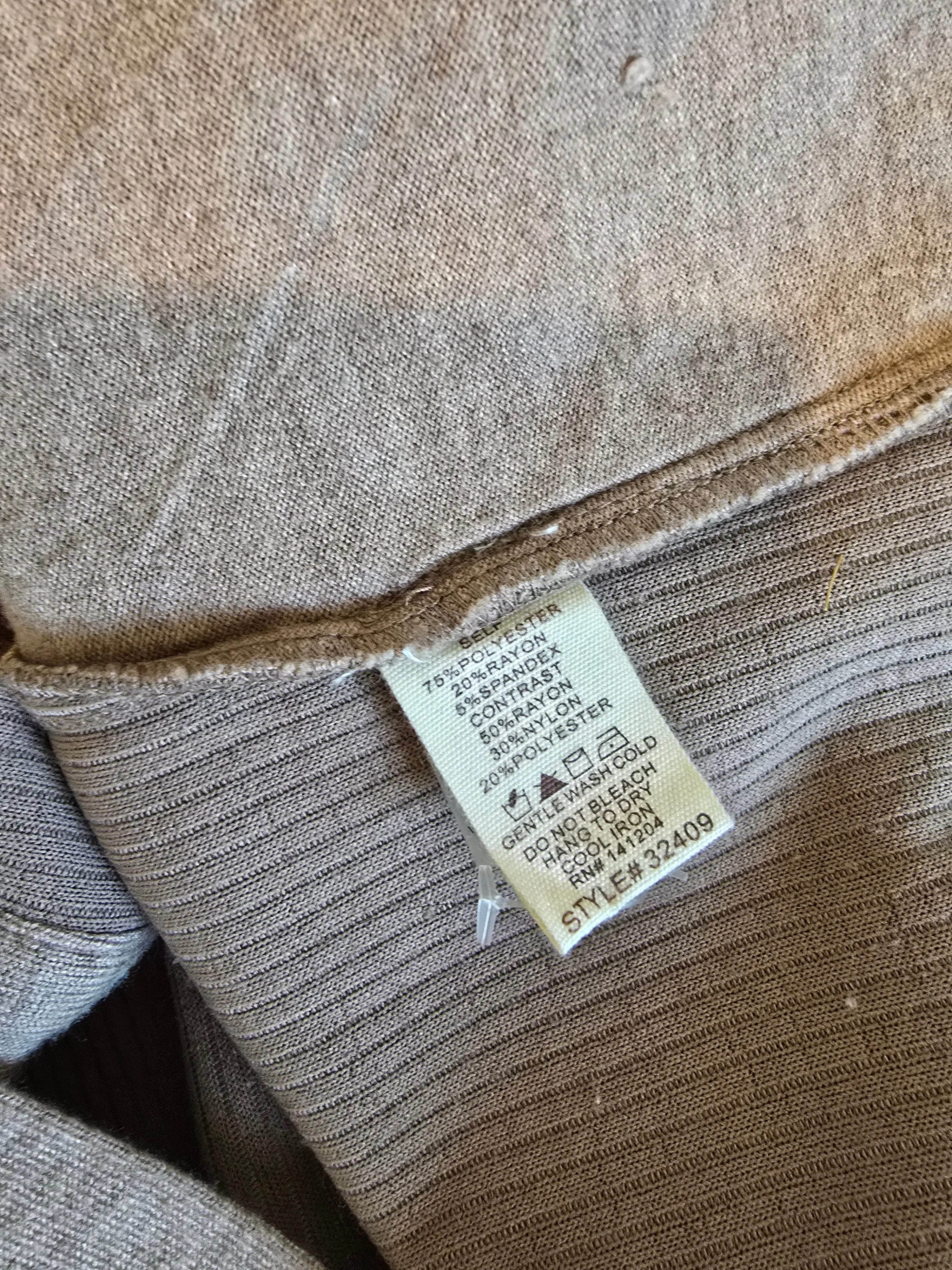 Hem & Thread Ribbed Button Up (L)