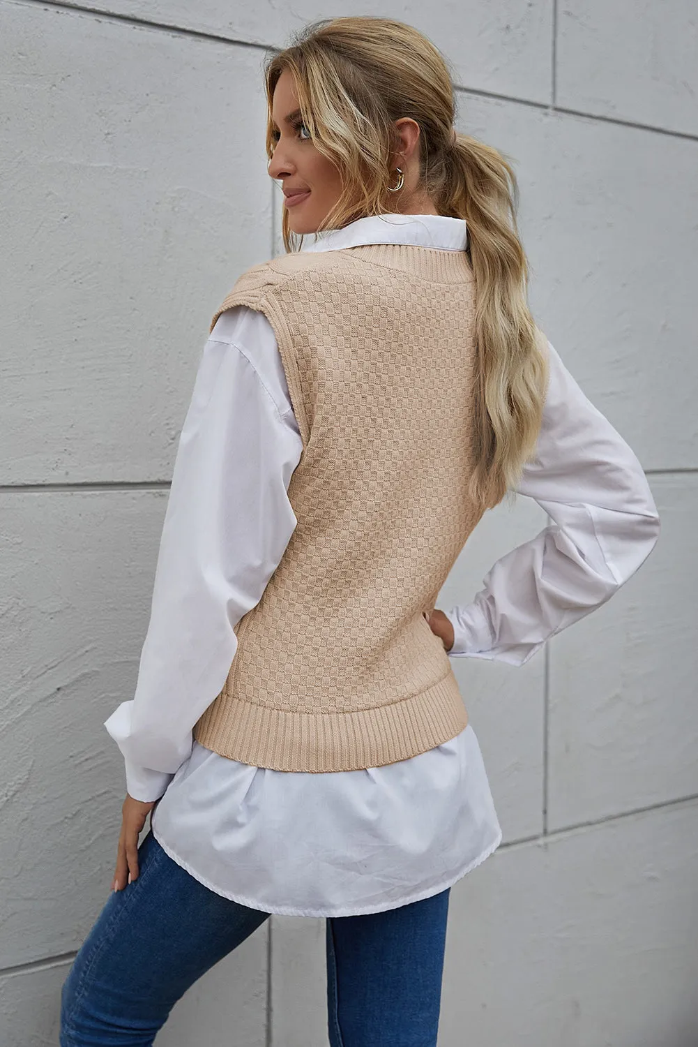 Khaki V-Neck Twist Knitted Vest Sweater