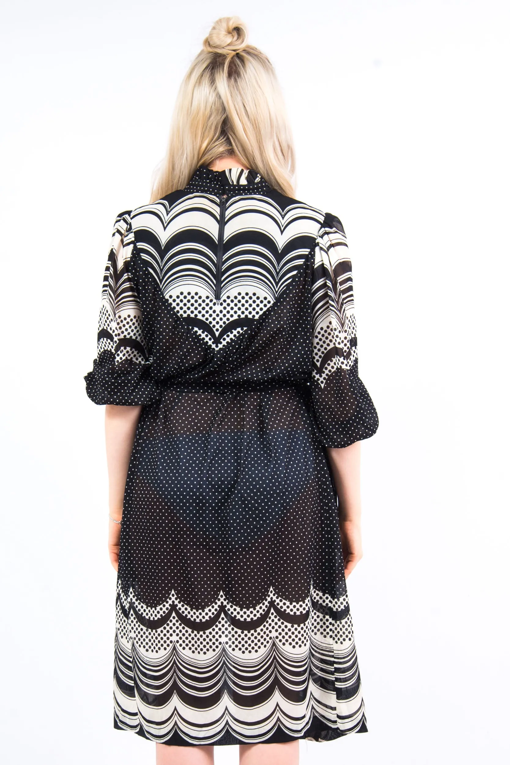 Vintage 70's Baby-Doll High Neck Dress