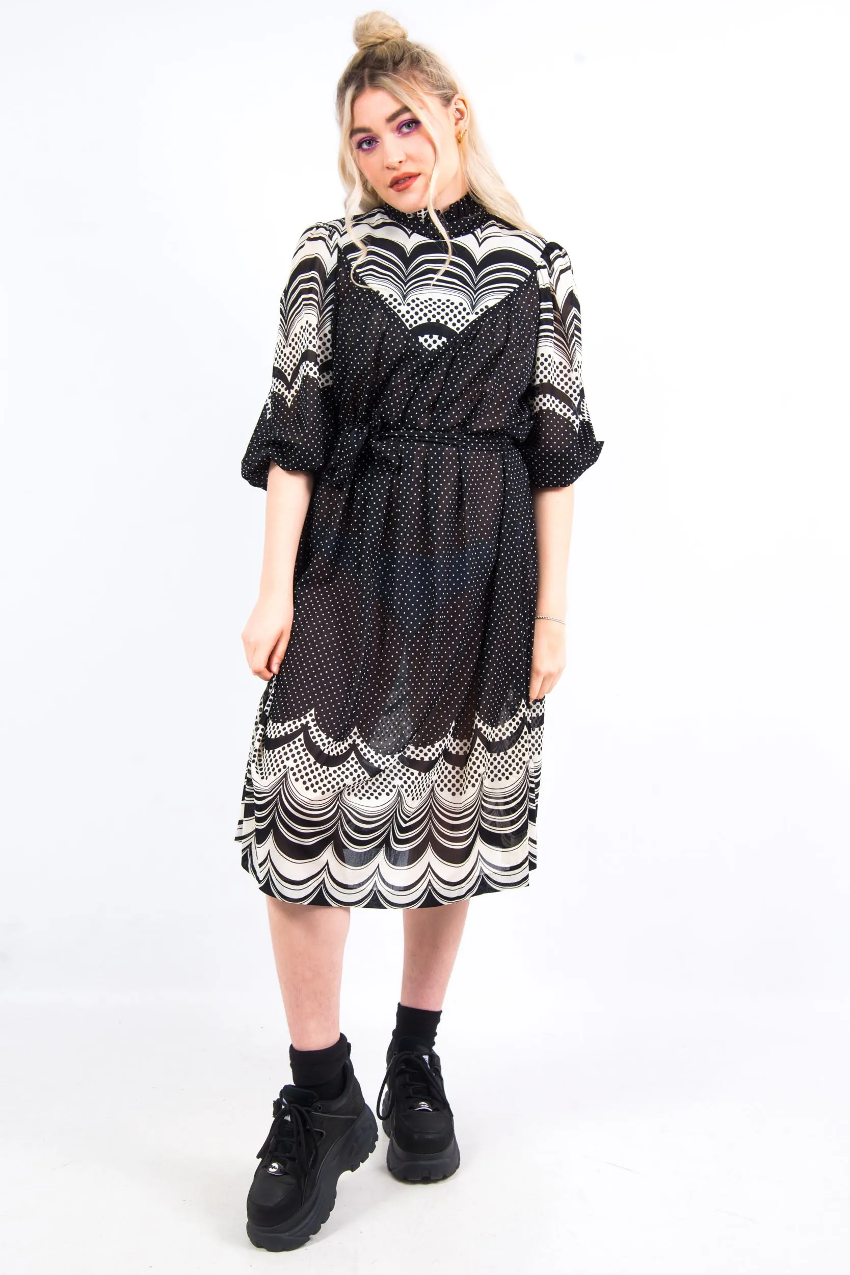 Vintage 70's Baby-Doll High Neck Dress
