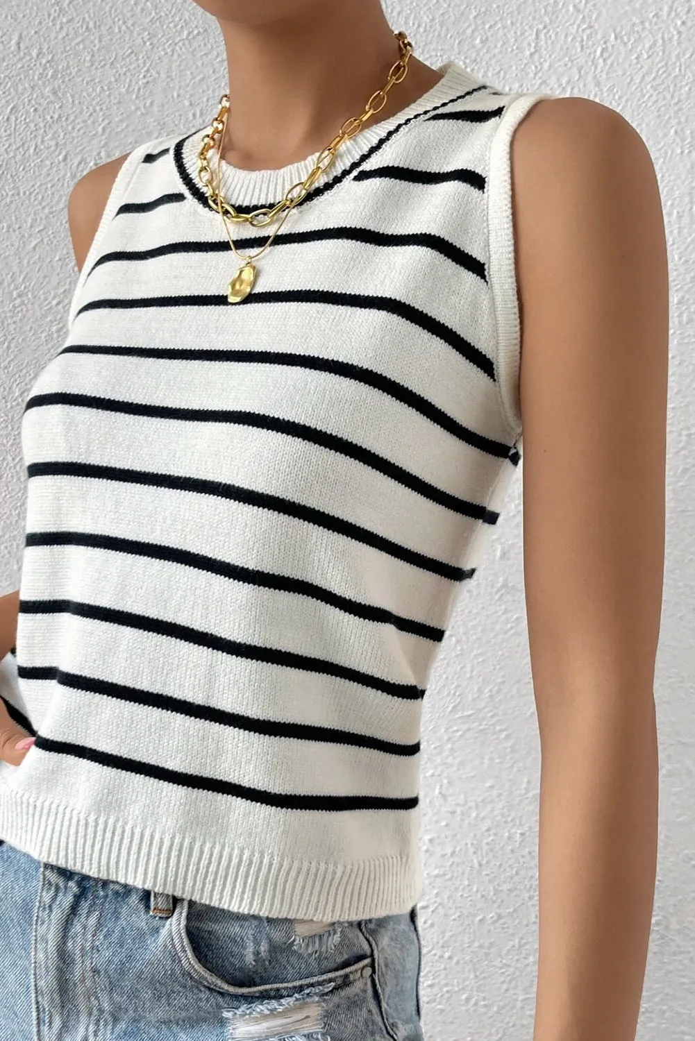 White Striped Round Neck Sweater Vest
